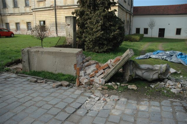 Socha sv. Pavla v Rajhradě před obnovou