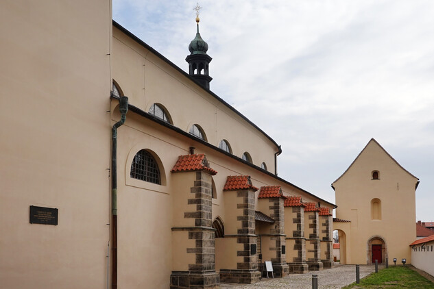 Kostel sv. Václava - fasáda po obnově
