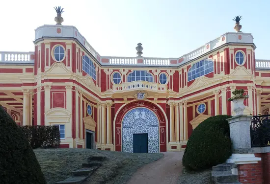 Dobříš, oranžerie, průčelí
