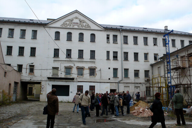 Textilní továrna Larisch a synové v Krnově 