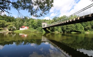 Stádlec - řetězový most po přenesení od Podolska, foto 2023