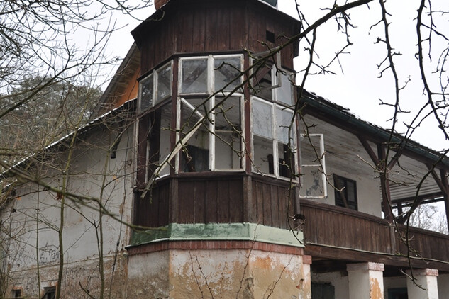 Blatná, vila Theodora Fialy čp. 394, Holečkova ulice, prohlášeno za kulturní památku v roce 2019