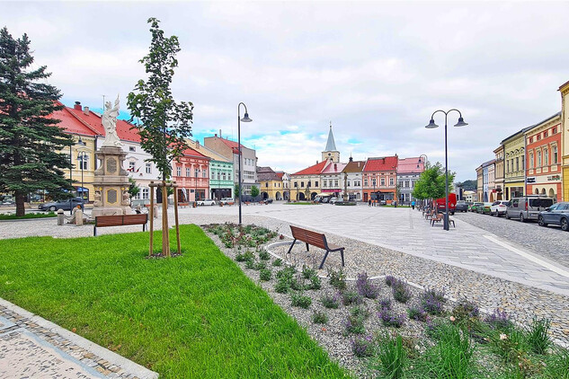 Valašské Meziříčí, náměstí po celkové rekonstrukci, 2022 | © město Valašské Meziříčí