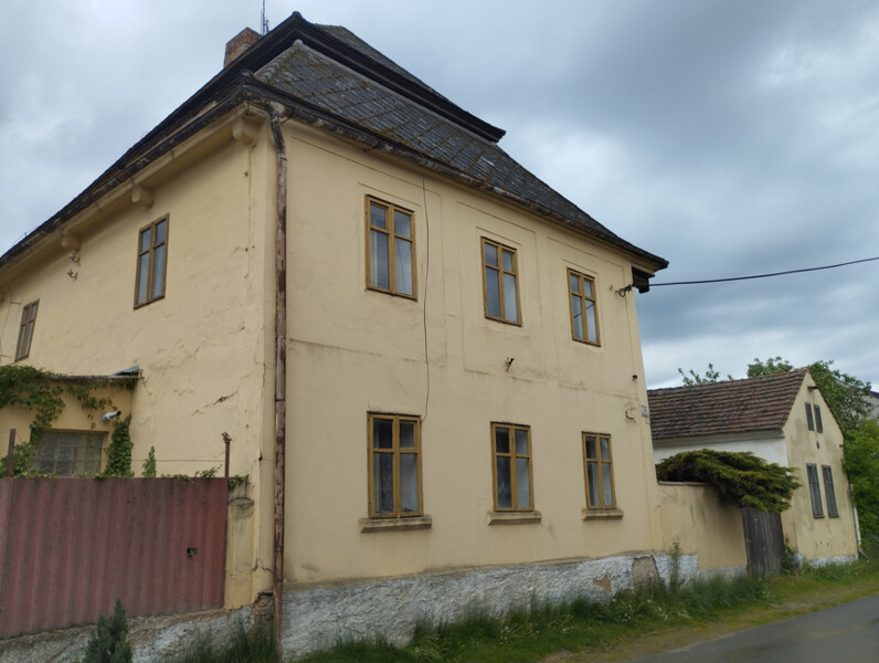 Starý Plzenec, dům čp. 84, tzv. prelátství (foto: Národní památkový ústav, 2025)