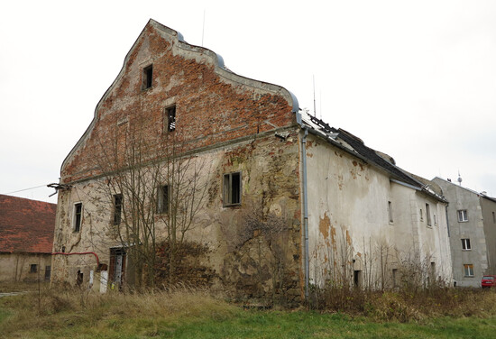 Bělá nad Radbuzou, tvrz.