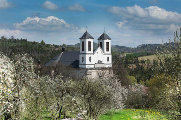 Kostel sv. Anny a kostel Narození Panny Marie v Přibyslavicích na Třebíčsku, foto: Lucie Herbricková