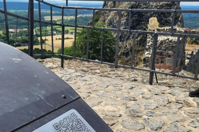 Detail destičky KCD