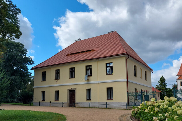 Oprava krovu a výměna střešní krytiny na domě č. p. 30 ve Slatiňanech