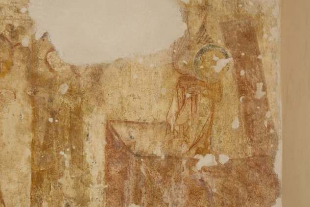 Čejetice - malby v lodi (Tři Marie u hrobu) před restaurováním