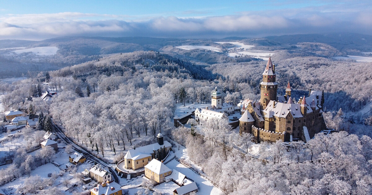 Vánoční hrad Bouzov