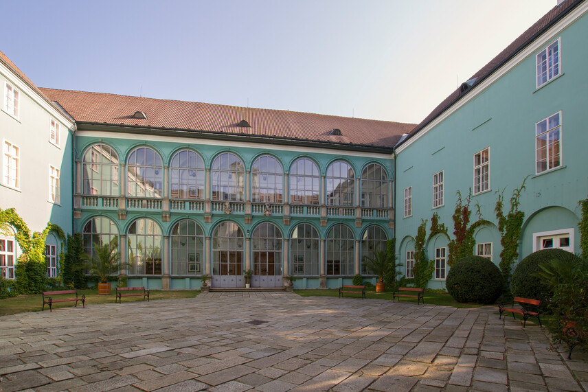 Renesanční arkády Renesanční arkády