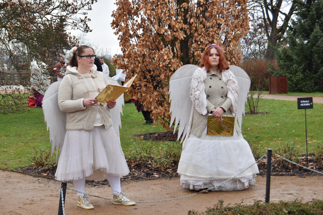 Pašijové hry v zámecké zahradě