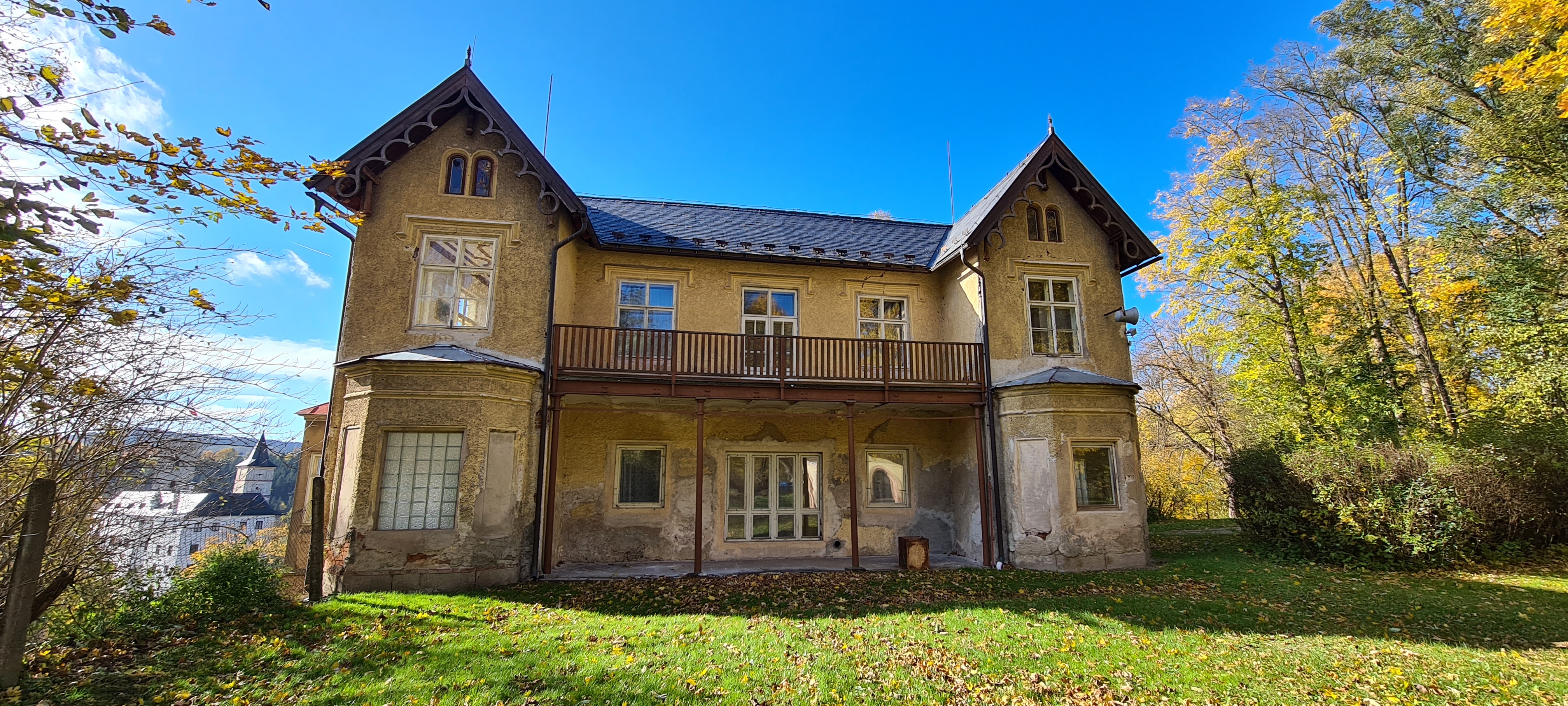 Mimořádné prohlídky areálu Horního zámku v Rožmberku nad Vltavou