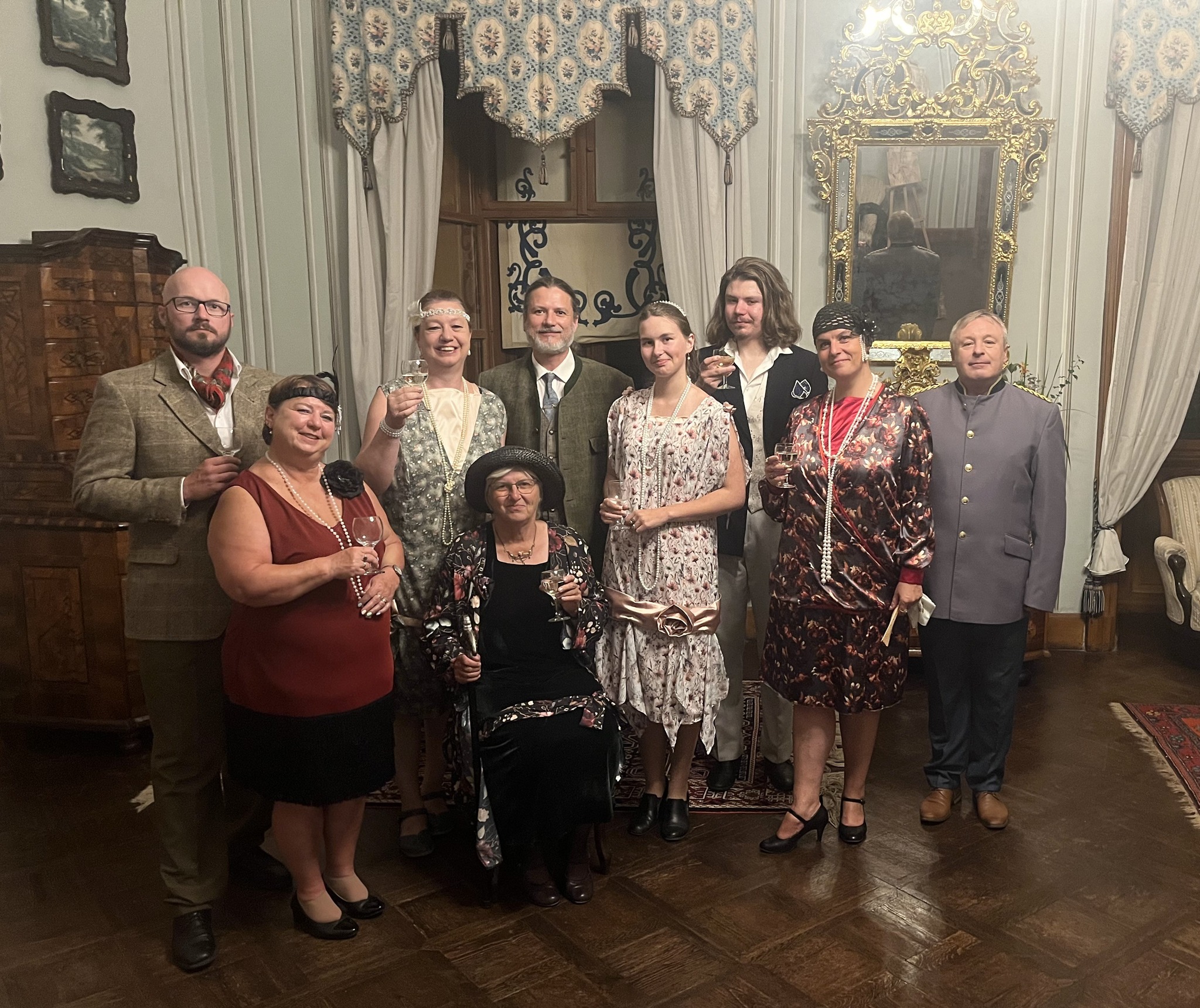 TŘEBOŇ:  Hradozámecká noc – kostýmovaná prohlídka Soirée princezny Terezie