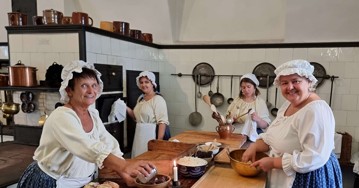 Oživená zámecká kuchyně na zámku Žleby