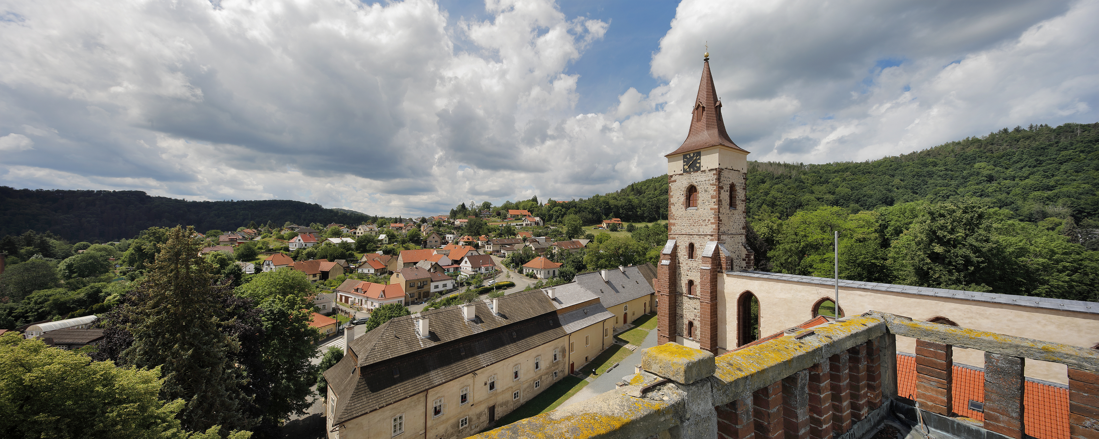 Hovory s kastelány: O klášteře Sázava s kastelánkou Jaroslavou Matoušovou