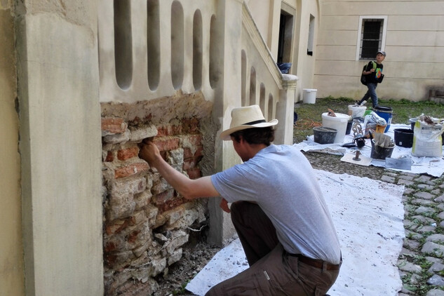 Řadu hodin expertní činnosti věnoval Bertramce jako dobrovolník Ing. arch. Jan Veselý 