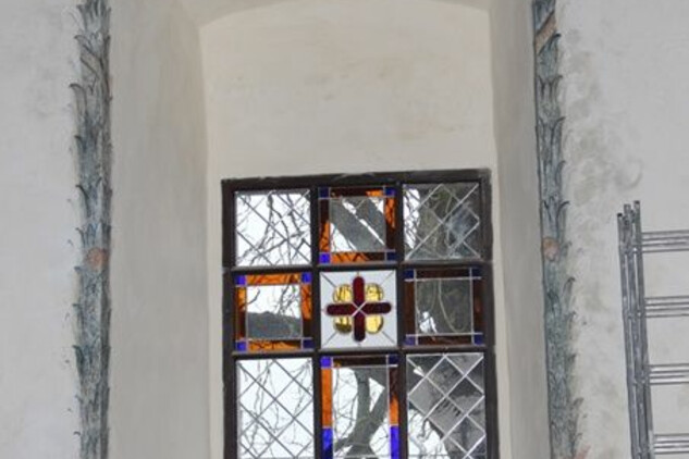 Okno kaple