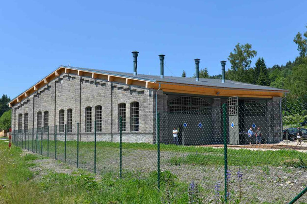 Výtopna železniční stanice Kořenov v červnu 2016