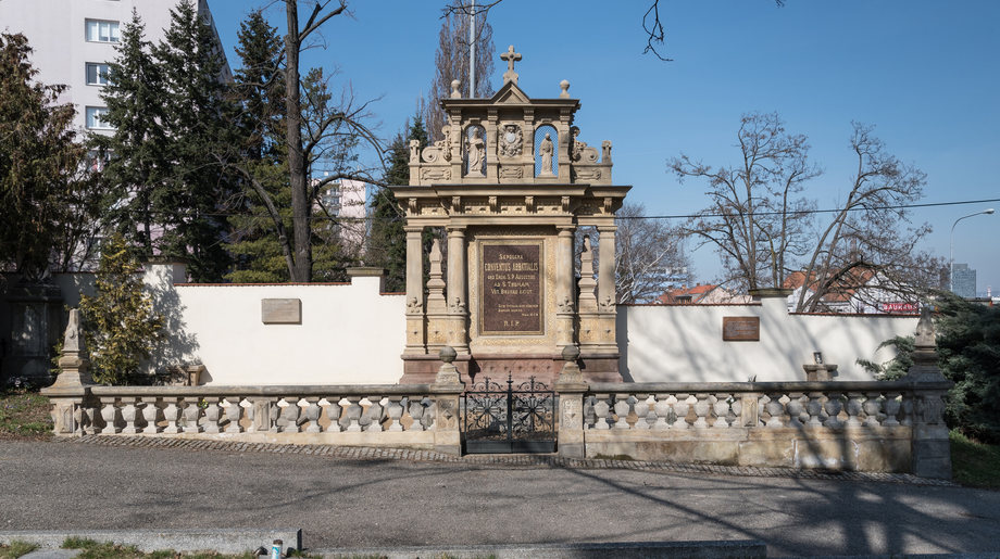 Hrobka řádu augustiniánů v Brně