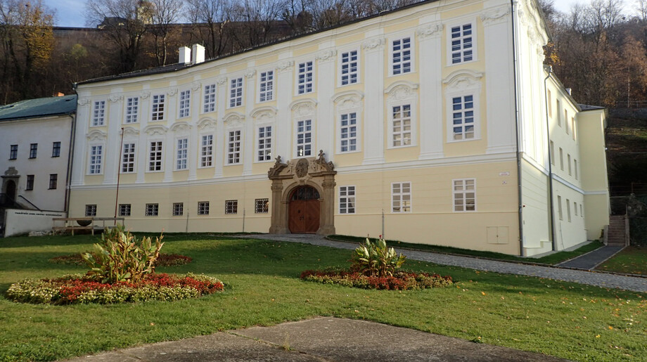 Knurrův palác – průčelí