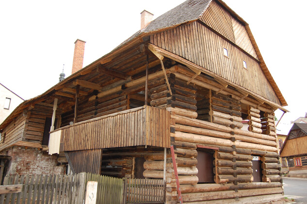 Dřevěnka v Úpici, stav po obnově před spárováním 2016