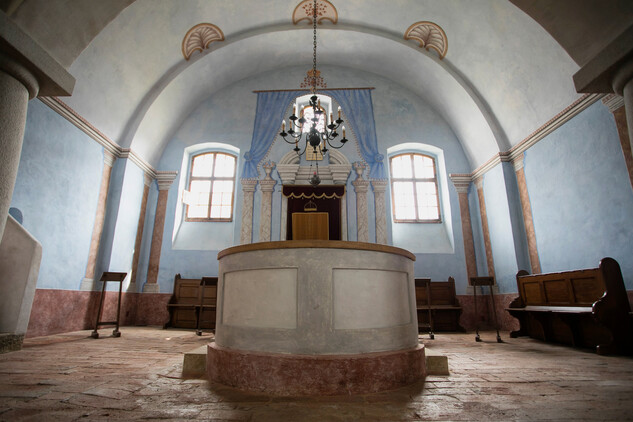 Pohled do interiéru synagogy po obnově
