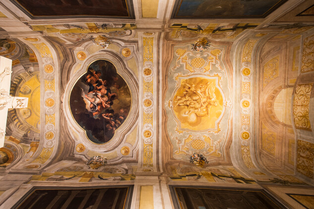 Zámecká kaple v Budišově, obnovená výzdoba stropu