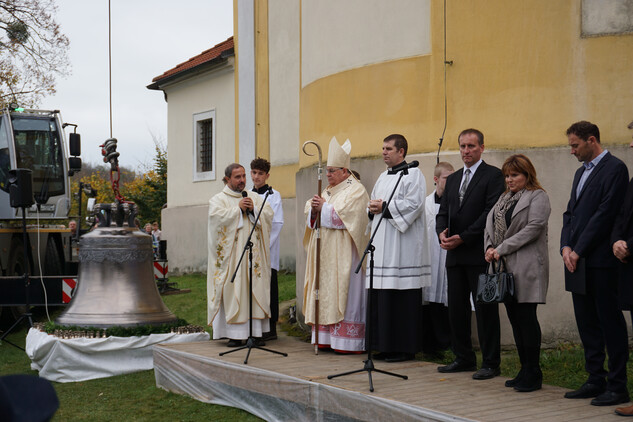 Žehnání zvonu sv. Mikuláše