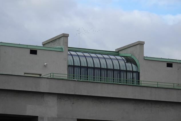 Armádní muzeum Žižkov – ateliérové okno s vyhlídkovou terasou