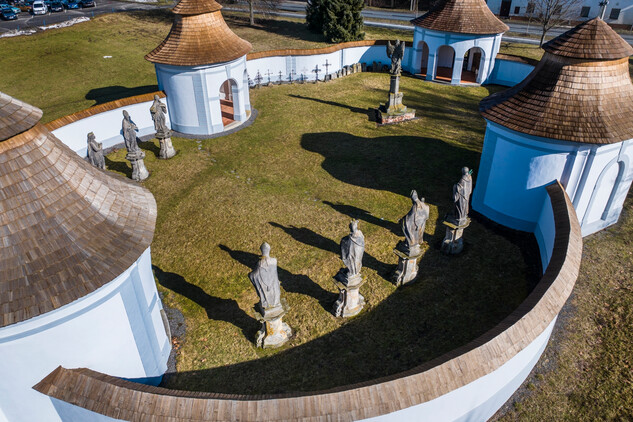 Dolní hřbitov po obnově, pohled z dronu | © Pavel Macků