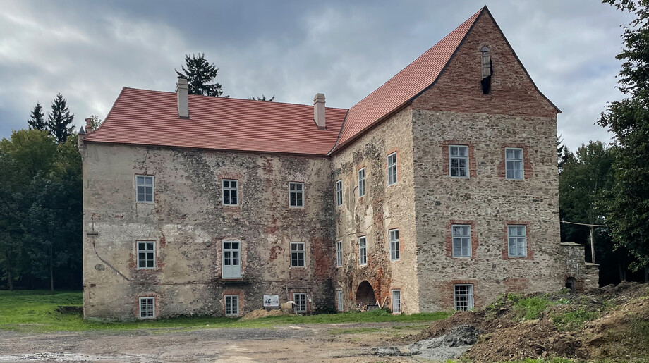 Zámek Zvěstov, 2025