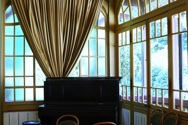 Javorník, Račí údolí, tančírna v roce 2025, interiér tanečního sálu