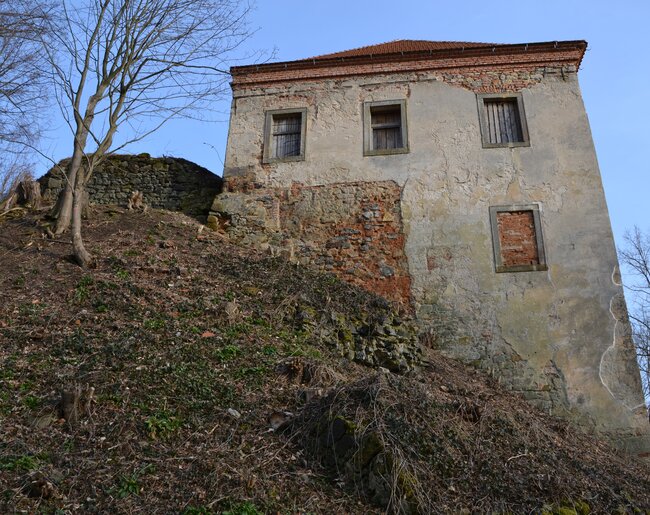 Západní průčelí severozápadního křídla, 2021