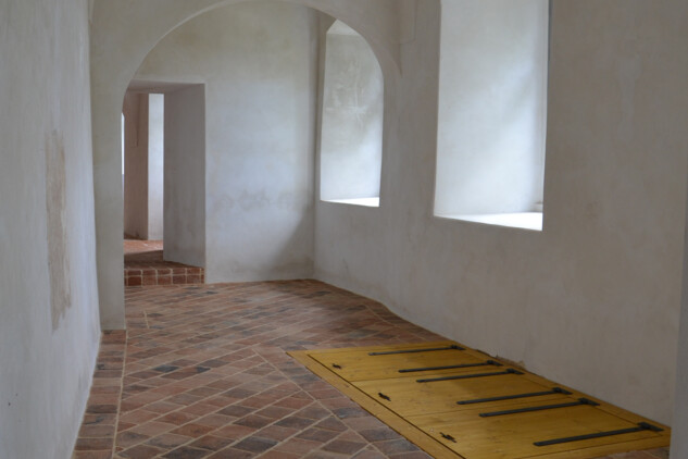 Severozápadní křídlo, chodba v přízemí, 2023