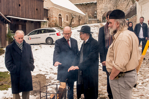 Slavnostní zahájení obnov vrchnostenské okrasné zahrady hradu Pernštejn