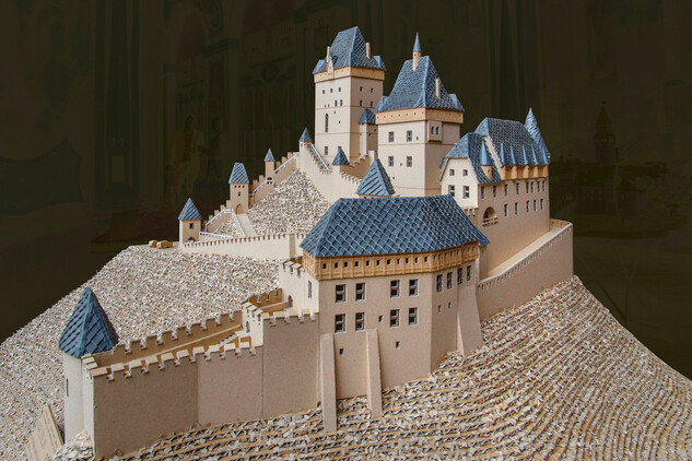 Model hradu Karlštejn vytvořený studenty z Valašského Meziříčí