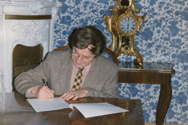 Slavnostní akt navrácení zámku Orlík Schwarzenbergům, 1992