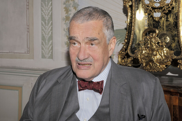 Karel Schwarzenberg na slavnostním otevření Novogotického templu, 2017
