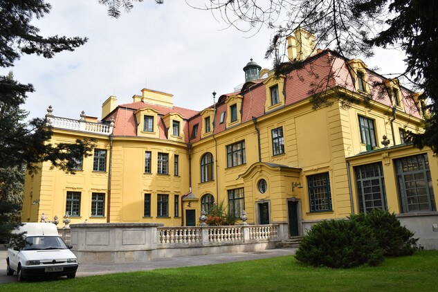 České Budějovice, Hardtmuthova vila čp. 19/1, ulice U Zimního stadionu, č.ÚSKP 106986