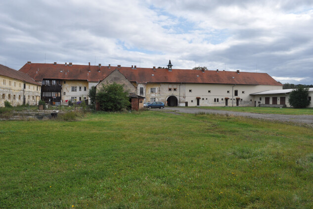 Milenovice - východní renesanční křídlo - pohled ze dvora | © NPÚ ÚOP ČB