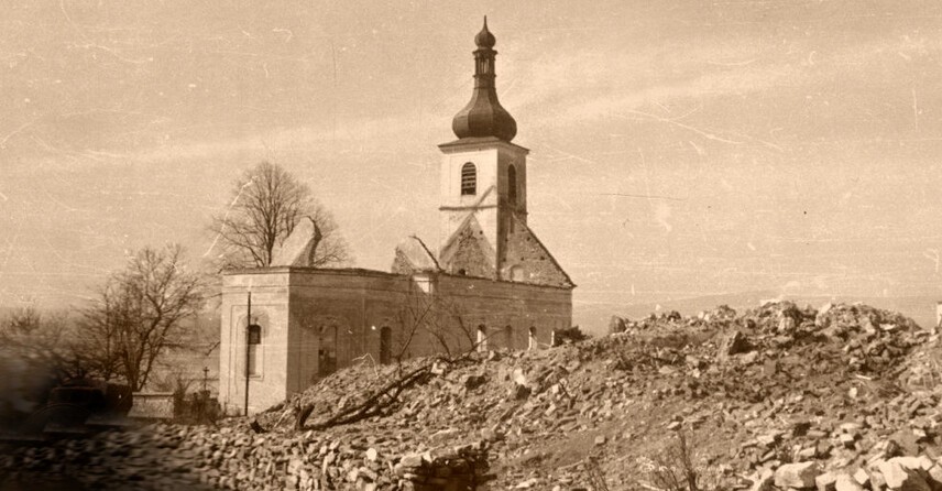 Dolní Vltavice, kostel sv. Linharta, r. 1958 krátce před zatopením