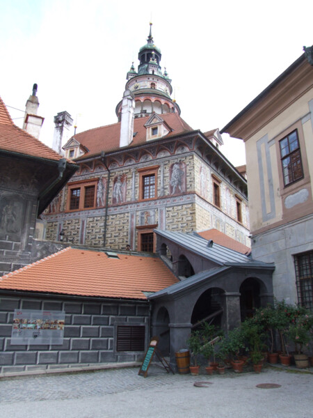 Státní hrad a zámek Český Krumlov, 2. zámecké nádvoří - Hrádek