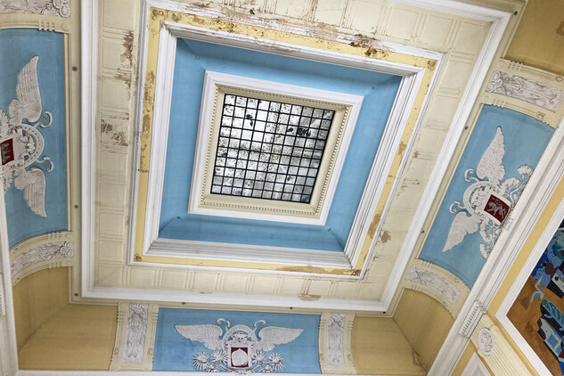Budova železniční stanice České Budějovice, interiér střední část, 2021. Foto: archiv Správa železnic, archiv Metrostav, foto: Jiří Kafka, Ondřej Bouška.