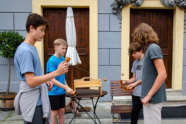 Didaktický program DAR SLAVNOSTI, výstava Šlechtické slavnosti a zábavy, Galerie Mincovna, SHZ Český Krumlov, září 2022, foto J. Sajtlová