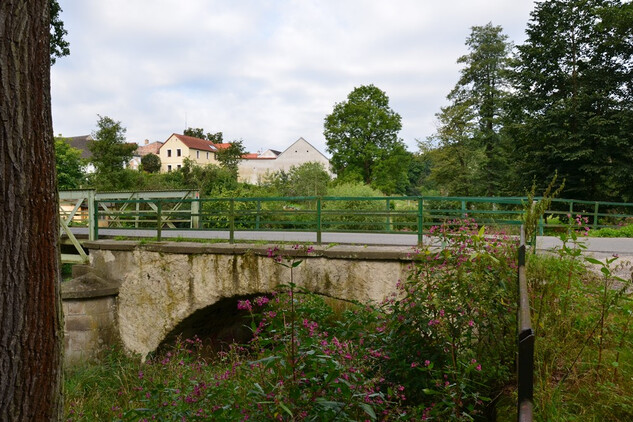 Stráž nad Nežárkou, soubor dvou silničních kamenných mostů ev.č. 1489-1 a event.č. 1489-2, ulice Mostní  | © NPÚ ÚOP ČB