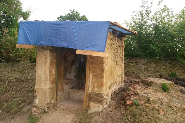 Svéráz, výklenková kaple sv. Jana Nepomuckého, stav v roce 2015