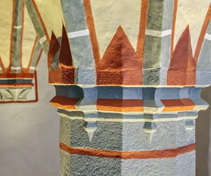 Český Krumlov, panský dům, dvoulodní sál, nosný pilíř, detail, stav po restaurování a rekonstrukci renesanční barevnosti, foto Roman Lavička, 2024