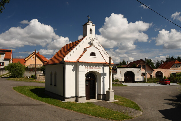Lažánky (ST) - kaple Panny Marie Strašínské , 1884