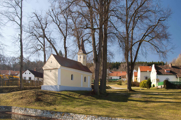 Lipanovice (CB)_kaple sv. Jana a Pavla_1903_stav 2026